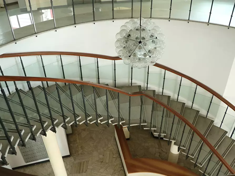 Immagine 14 di Ufficio in affitto  in Via Francesco Berni a Empoli