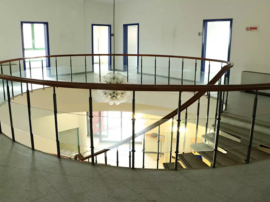 Immagine 21 di Ufficio in affitto  in Via Francesco Berni a Empoli