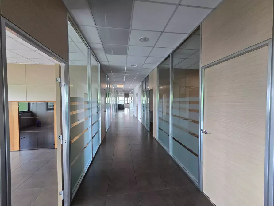 Immagine 3 di Ufficio in affitto  in Località la Torre Petrona a Scarperia E San Piero