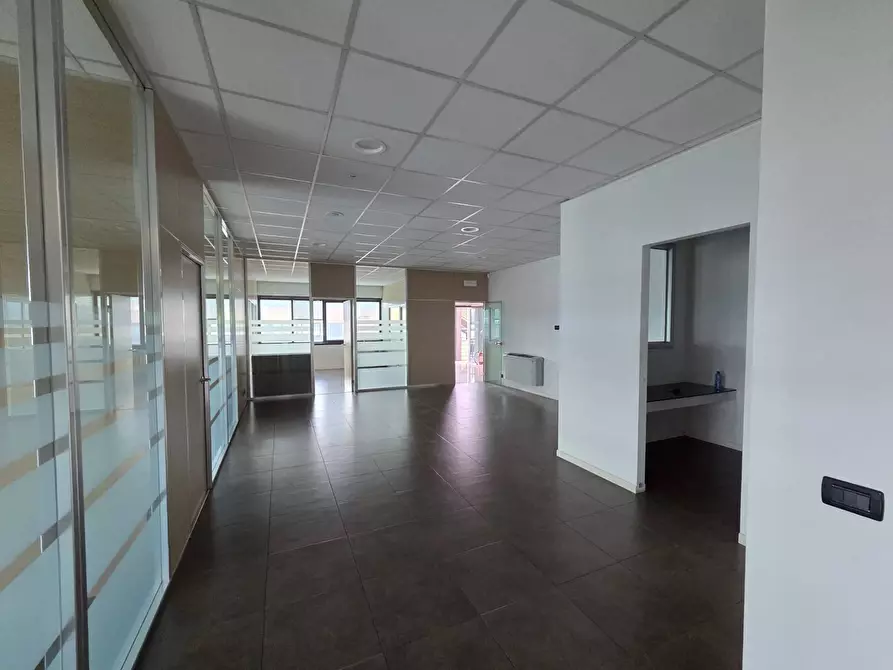 Immagine 6 di Ufficio in affitto  in Località la Torre Petrona a Scarperia E San Piero