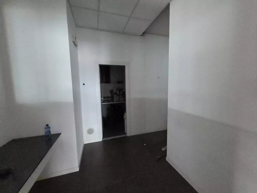 Immagine 9 di Ufficio in affitto  in Località la Torre Petrona a Scarperia E San Piero