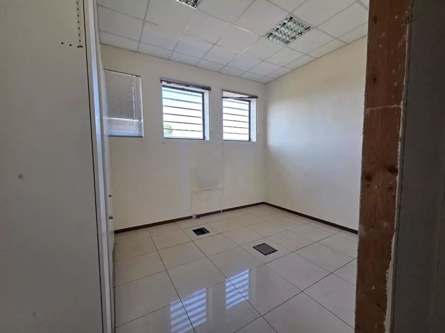 Immagine 6 di Capannone industriale in vendita  in Via Fosco Bessi a Calenzano