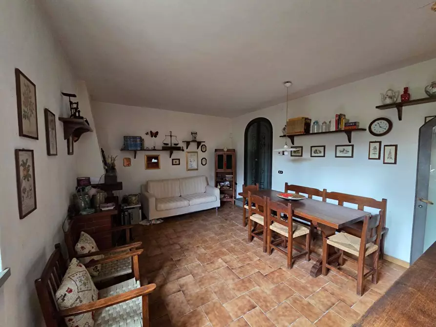 Immagine 30 di Casa indipendente in vendita  in via di barberino a Calenzano