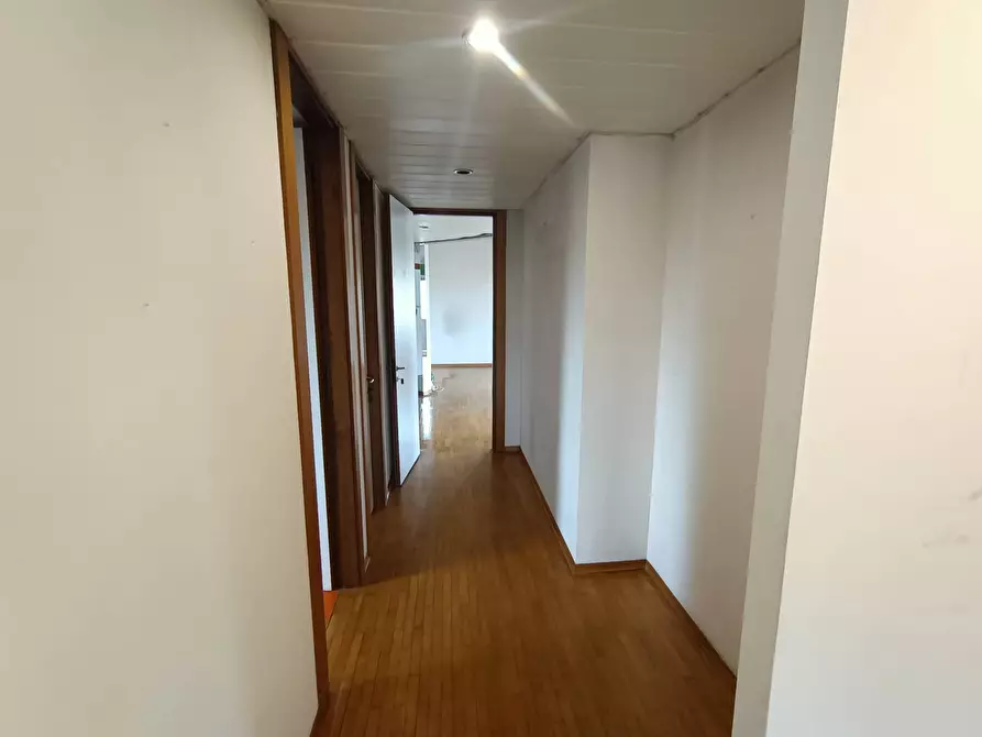 Immagine 6 di Appartamento in vendita  in Piazza San Iacopino a Firenze