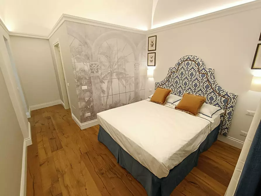 Immagine 6 di Appartamento in vendita  in Via Romana a Firenze