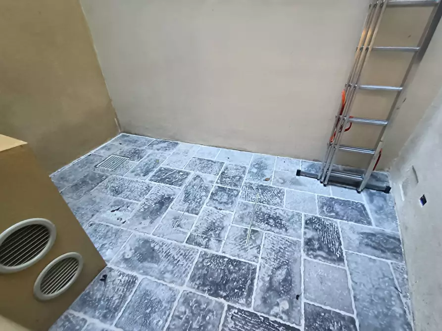 Immagine 14 di Appartamento in vendita  in Via Romana a Firenze