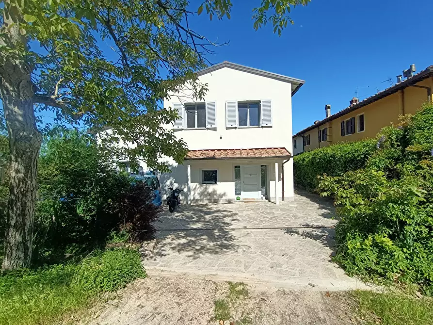 Immagine 3 di Villa in vendita  in Via delle Serre a Rignano Sull'arno