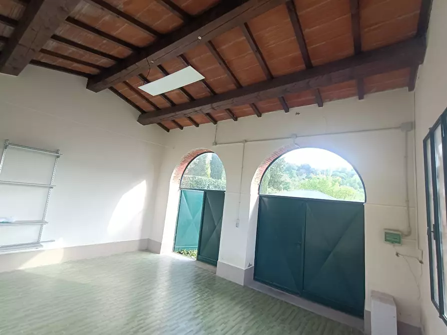 Immagine 10 di Appartamento in vendita  in Via di Corliano a Lastra A Signa