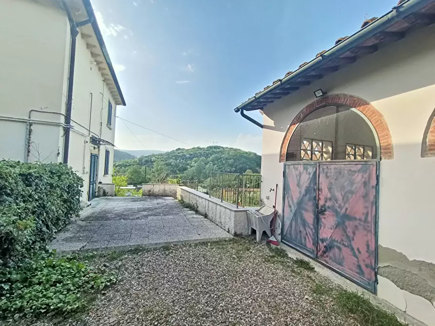 Immagine 5 di Appartamento in vendita  in Via di Corliano a Lastra A Signa