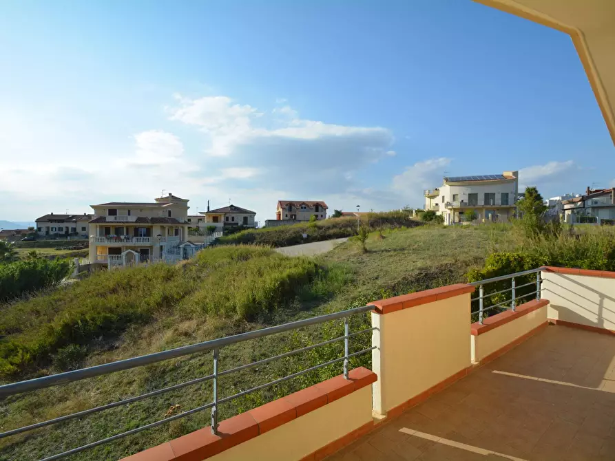 Immagine 31 di Casa semindipendente in vendita  in Via Francesco Lenge s.n. a Montescaglioso