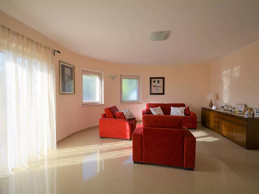 Immagine 16 di Casa semindipendente in vendita  in Via Francesco Lenge s.n. a Montescaglioso