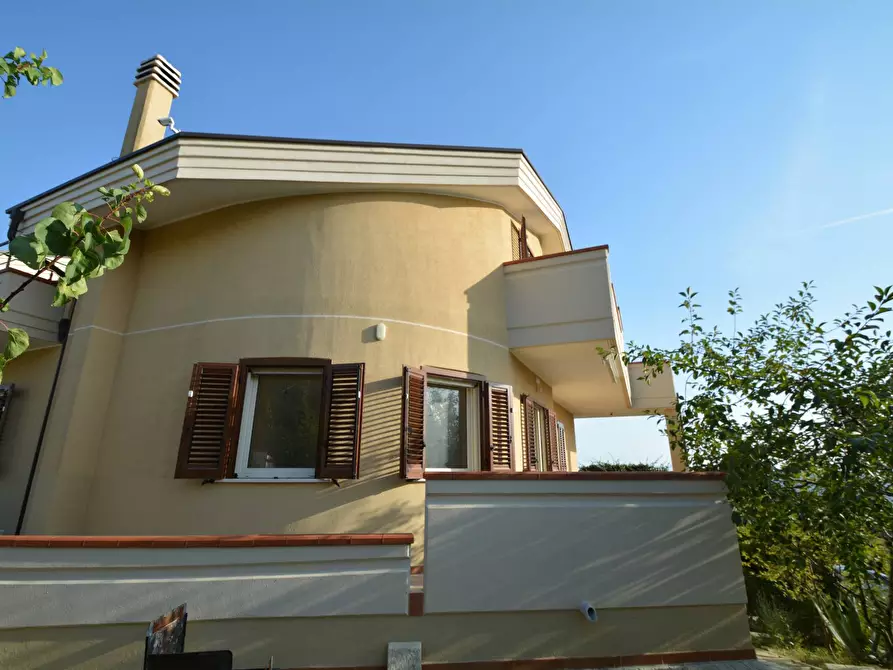 Immagine 33 di Casa semindipendente in vendita  in Via Francesco Lenge s.n. a Montescaglioso