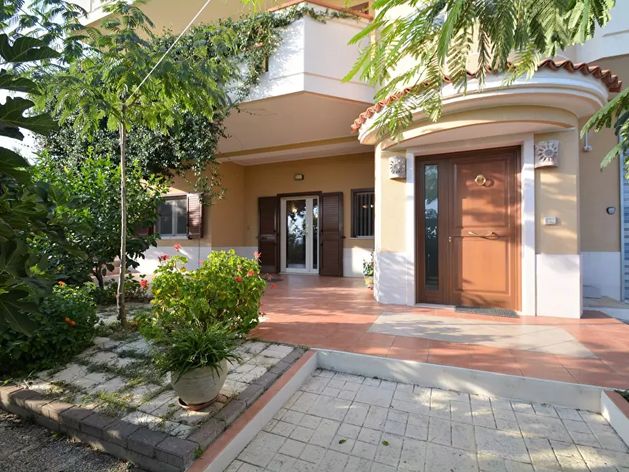 Immagine 2 di Casa semindipendente in vendita  in Via Francesco Lenge s.n. a Montescaglioso