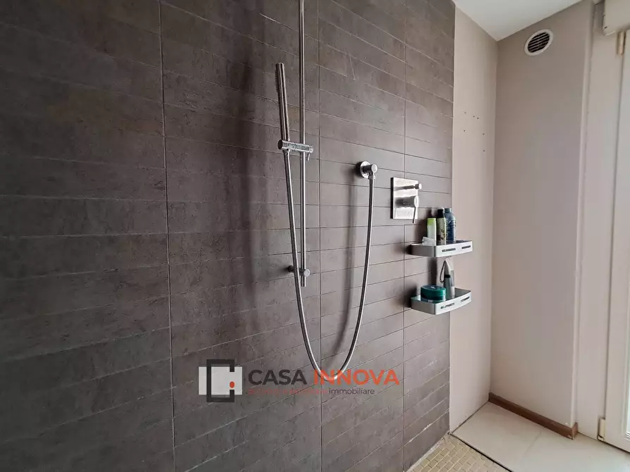 Immagine 22 di Attico in vendita  in vico Cosenza 2 a Matera