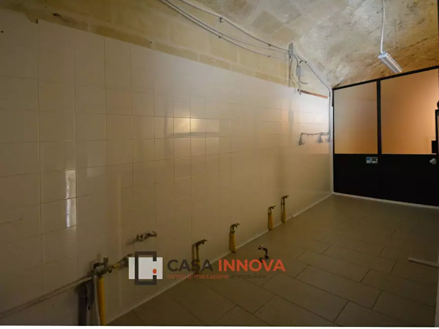 Immagine 23 di Locale commerciale in affitto  in Via Pennino 29 a Matera