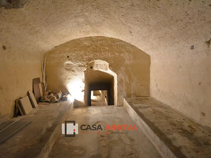 Immagine 26 di Locale commerciale in affitto  in Via Pennino 29 a Matera