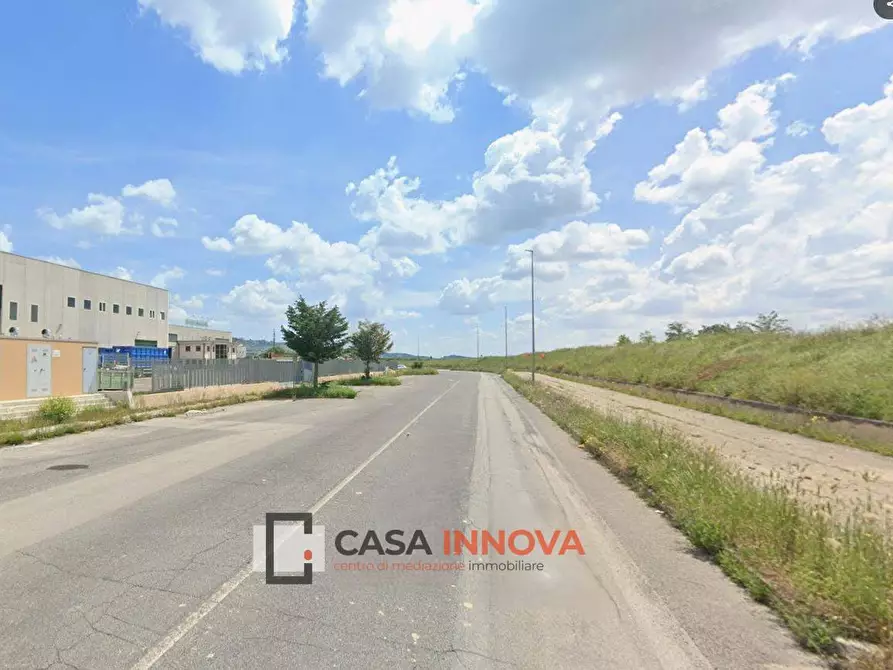 Immagine 3 di Terreno agricolo in vendita  in Via Vincenzo Alvino a Matera