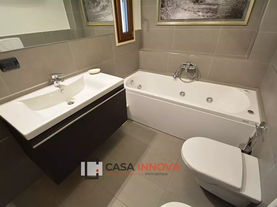 Immagine 26 di Appartamento in vendita  in Lucana 205 a Matera