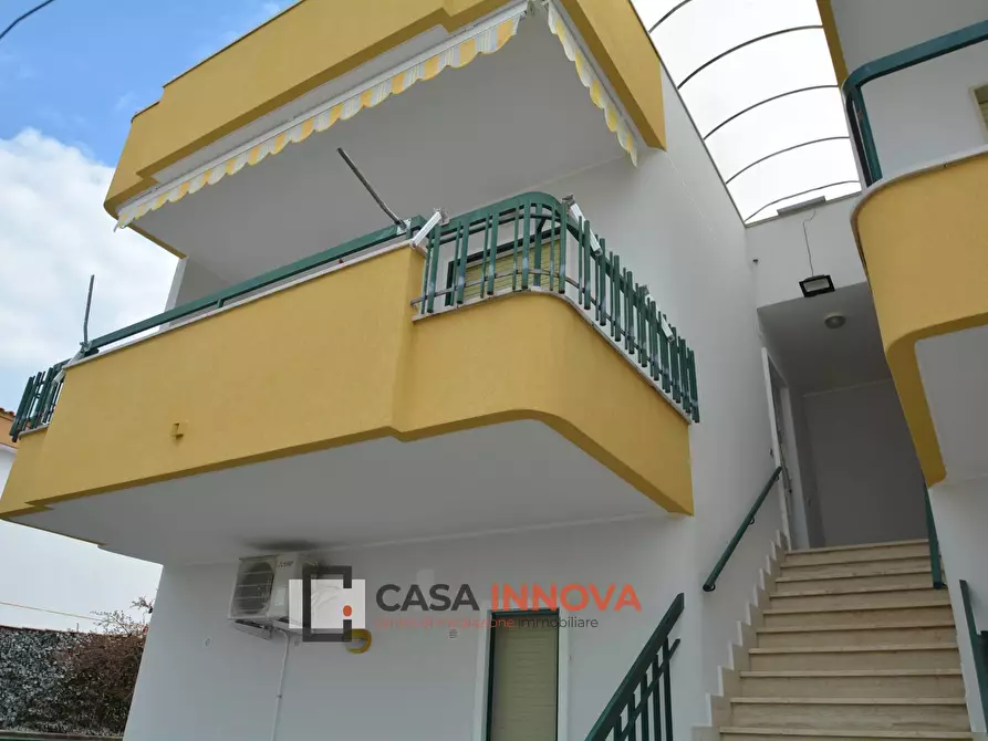 Immagine 2 di Appartamento in vendita  in Via Girolamo Frescobaldi 40 a Ginosa