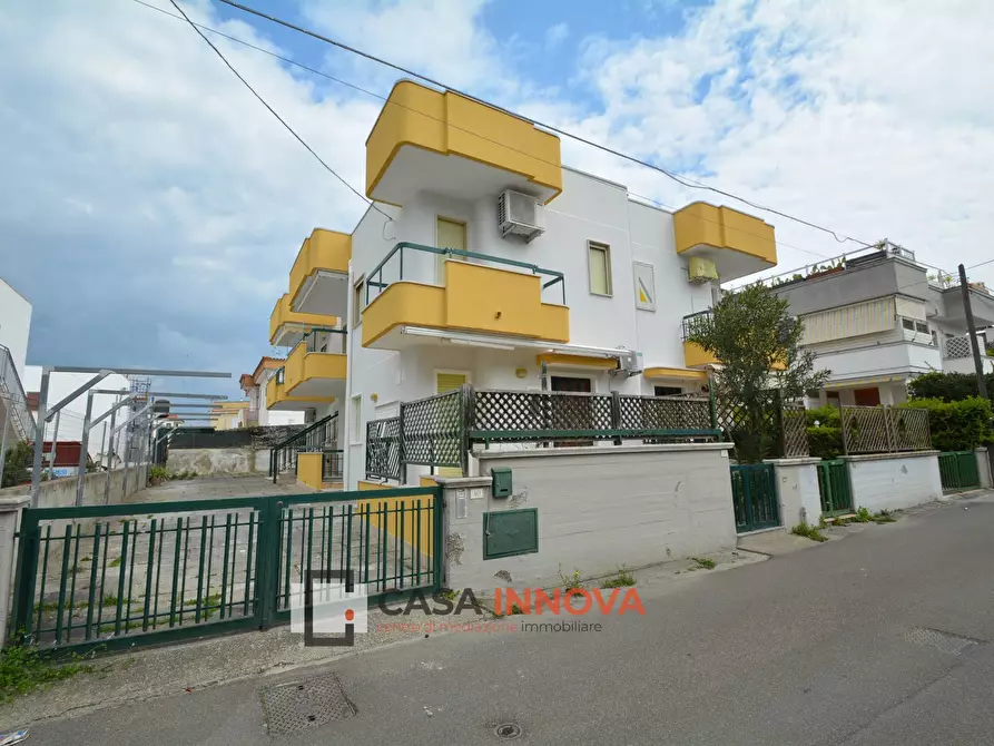 Immagine 25 di Appartamento in vendita  in Via Girolamo Frescobaldi 40 a Ginosa