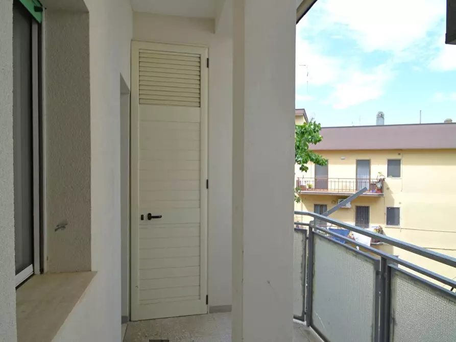 Immagine 14 di Appartamento in vendita  in Largo De Gasperi a Matera