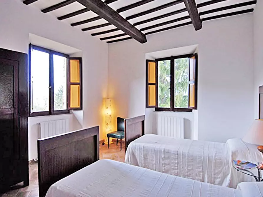 Immagine 21 di Rustico / casale in vendita  a Acquacanina