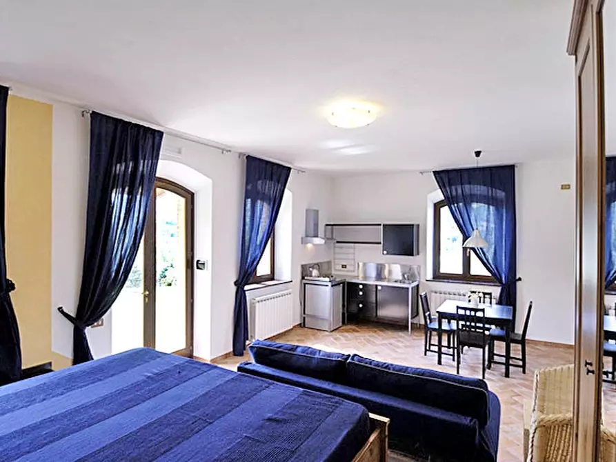 Immagine 26 di Rustico / casale in vendita  a Acquacanina