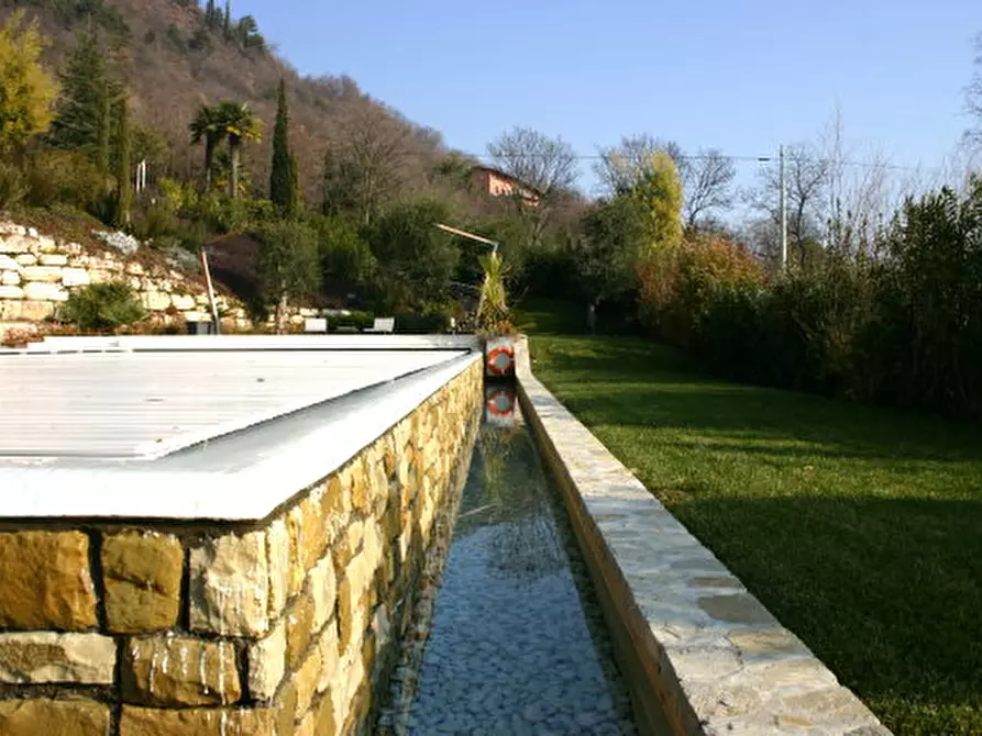 Immagine 3 di Appartamento in vendita  a Salò