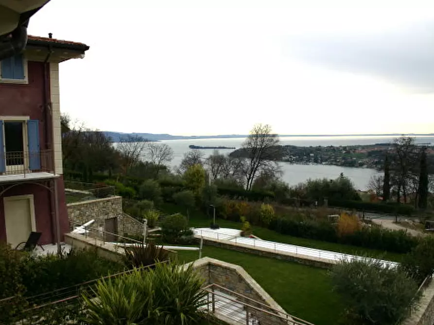 Immagine 5 di Appartamento in vendita  a Salò