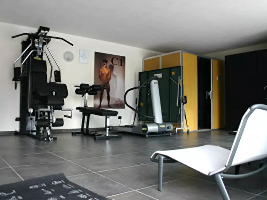 Immagine 10 di Appartamento in vendita  a Salò