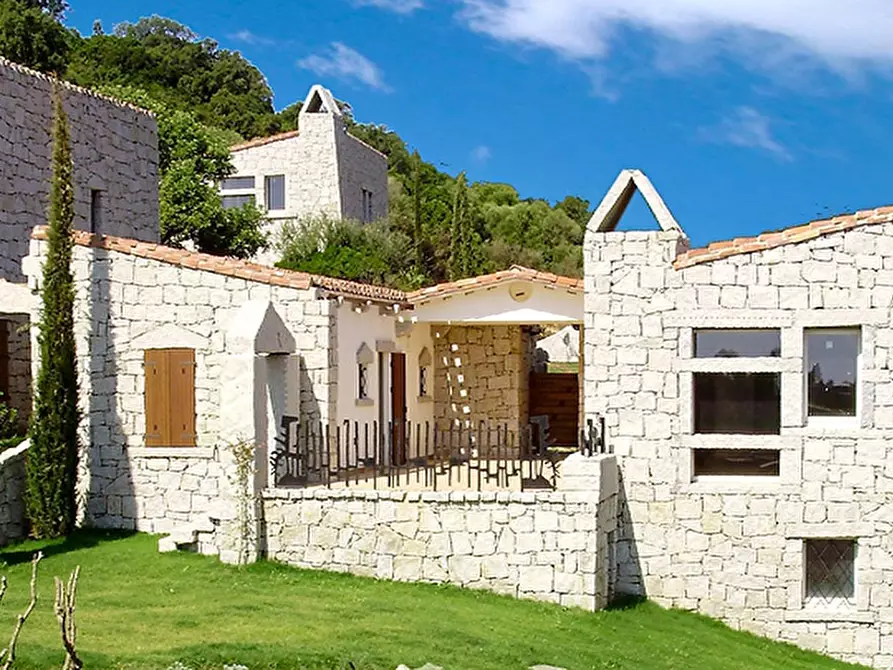 Immagine 13 di Villa in vendita  a Guasila