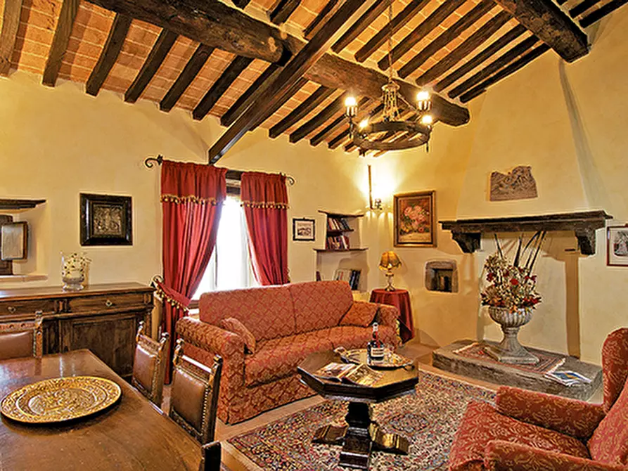 Immagine 5 di Albergo/B&B/Residence in vendita  a Città Di Castello