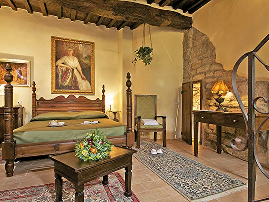 Immagine 6 di Albergo/B&B/Residence in vendita  a Città Di Castello