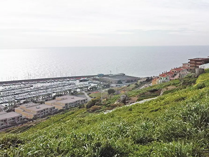Immagine 2 di Terreno residenziale in vendita  a Badalucco