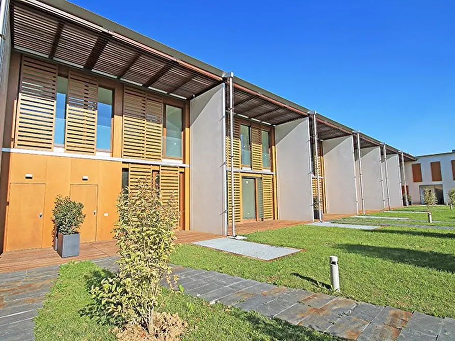 Immagine 7 di Villetta a schiera in vendita  in via Marzanica a Bergamo