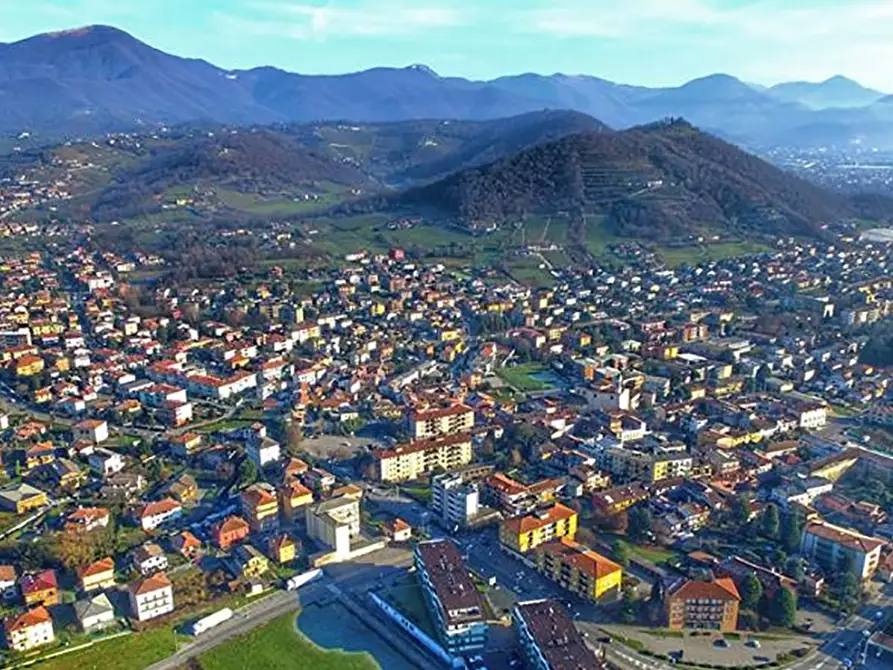 Immagine 1 di Terreno residenziale in vendita  a Albano Sant'alessandro