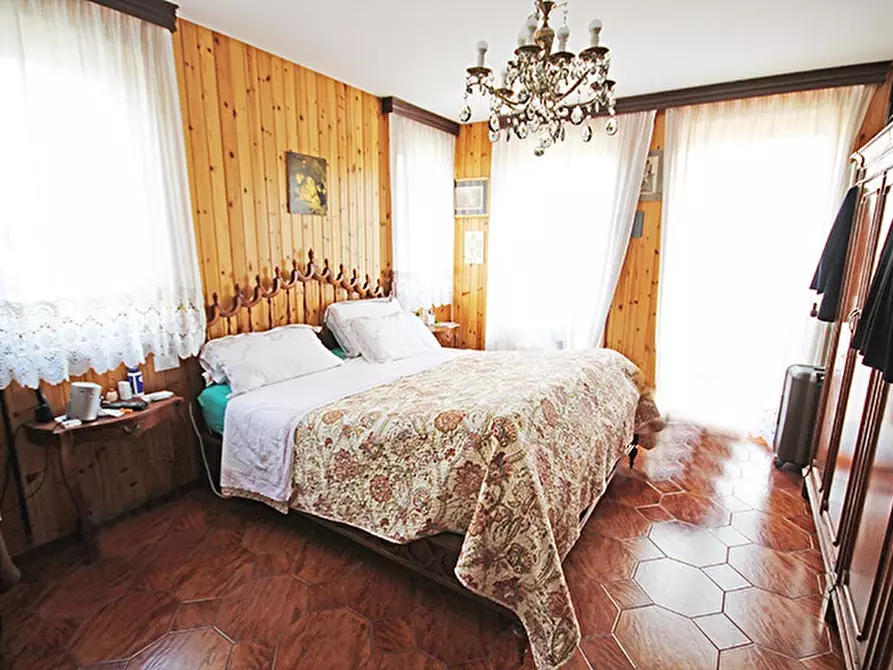 Immagine 23 di Villa in vendita  a Ardesio