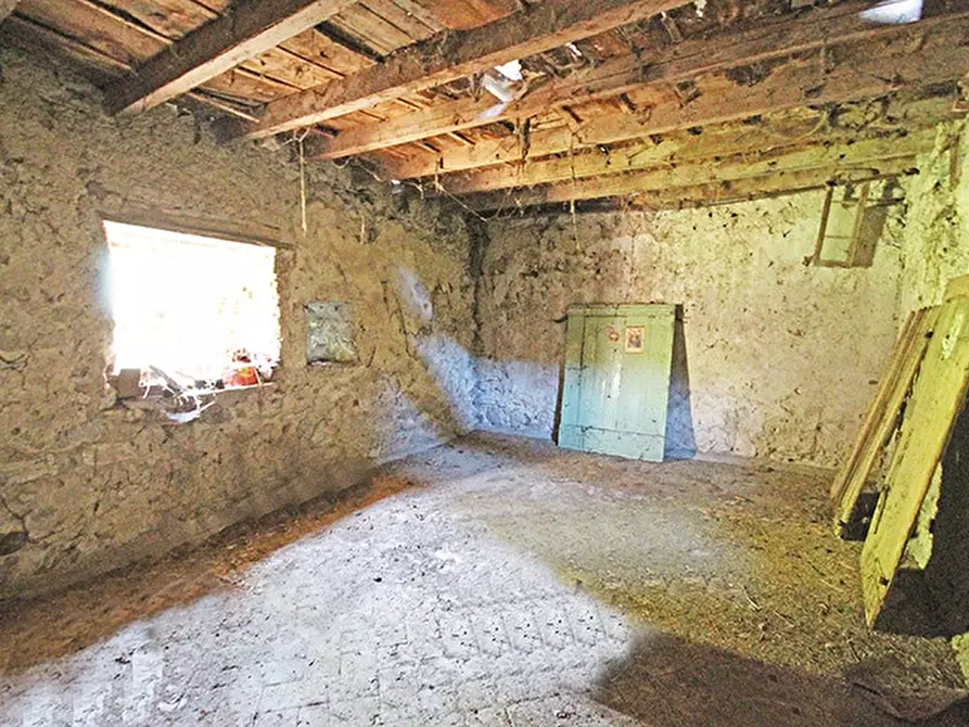 Immagine 13 di Rustico / casale in vendita  in via Formorone a Almenno San Bartolomeo