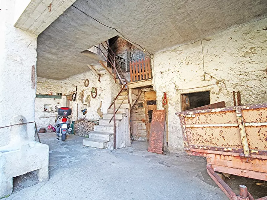Immagine 16 di Rustico / casale in vendita  in via Formorone a Almenno San Bartolomeo