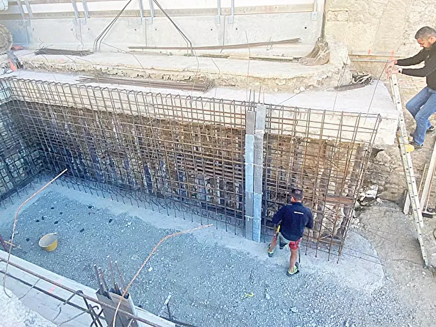 Immagine 8 di Box auto in vendita  in via Porta Dipinta a Bergamo