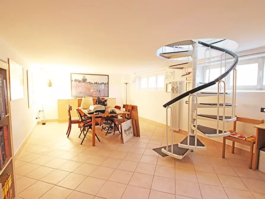 Immagine 15 di Ufficio in vendita  in via statuto a Bergamo