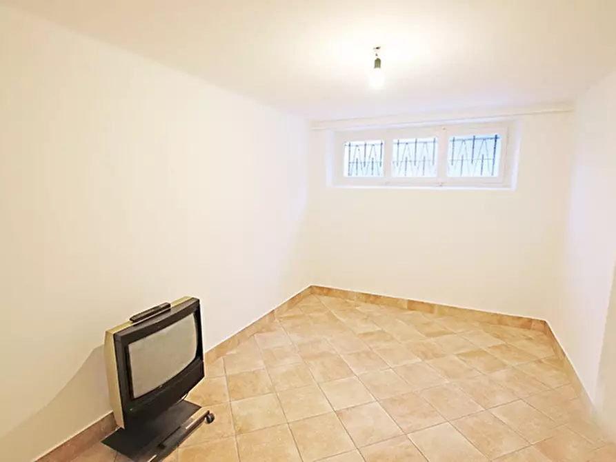 Immagine 21 di Appartamento in vendita  in via statuto a Bergamo