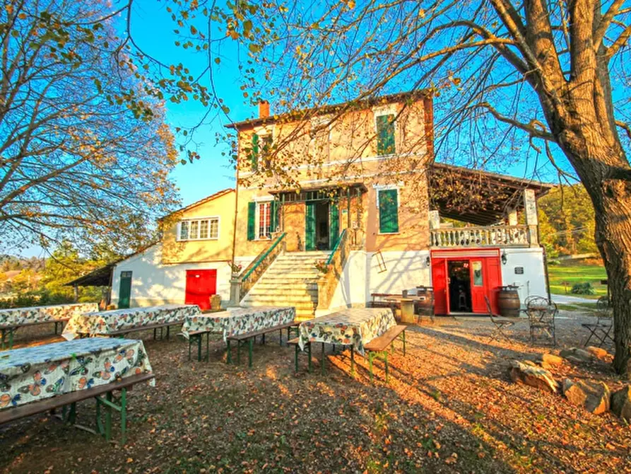 Immagine 1 di Villa in vendita  a Giusvalla