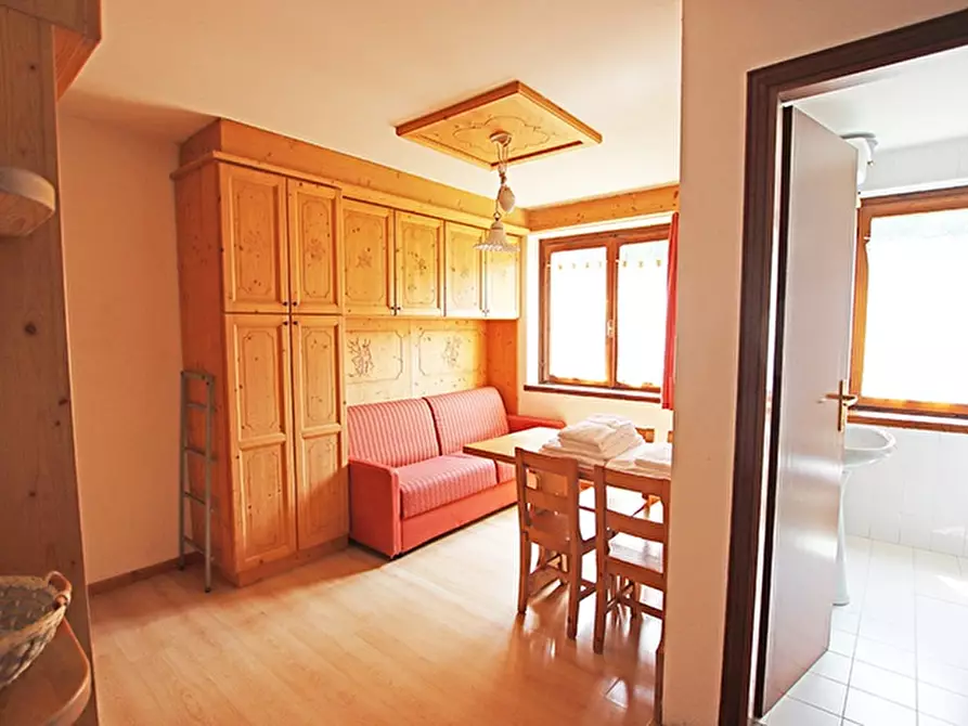 Immagine 7 di Albergo/B&B/Residence in vendita  a Algua