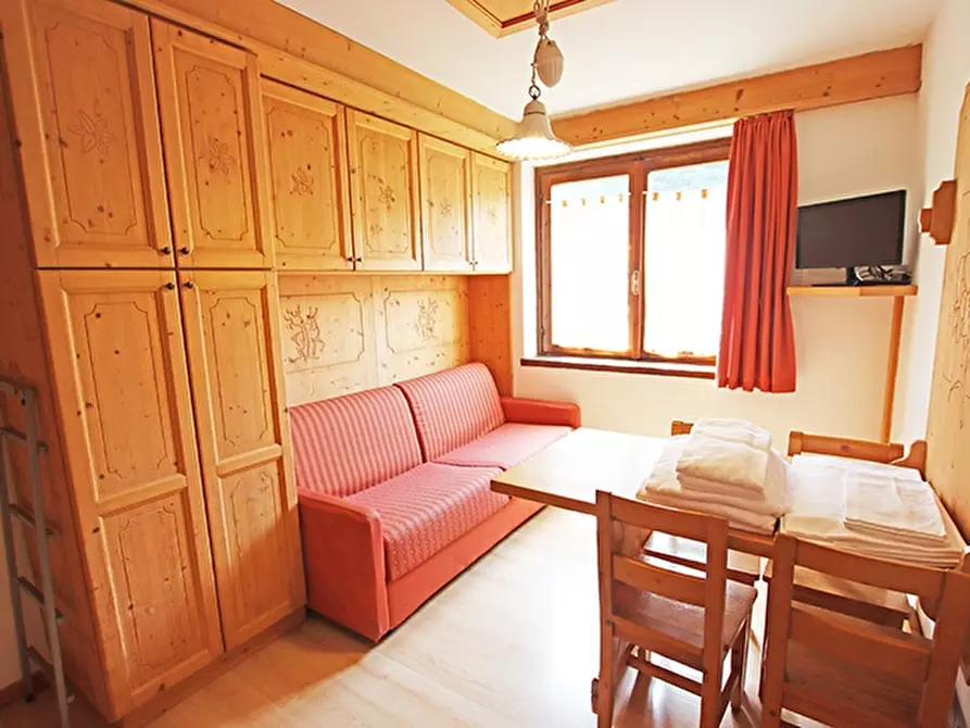 Immagine 8 di Albergo/B&B/Residence in vendita  a Algua