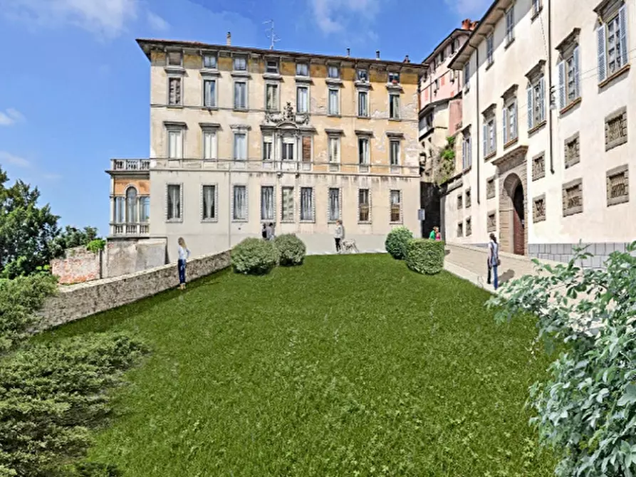 Immagine 2 di Box auto in vendita  in via Porta Dipinta a Bergamo