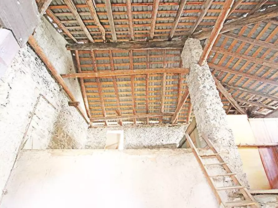 Immagine 28 di Albergo/B&B/Residence in vendita  in via arciprete figura a Vilminore Di Scalve