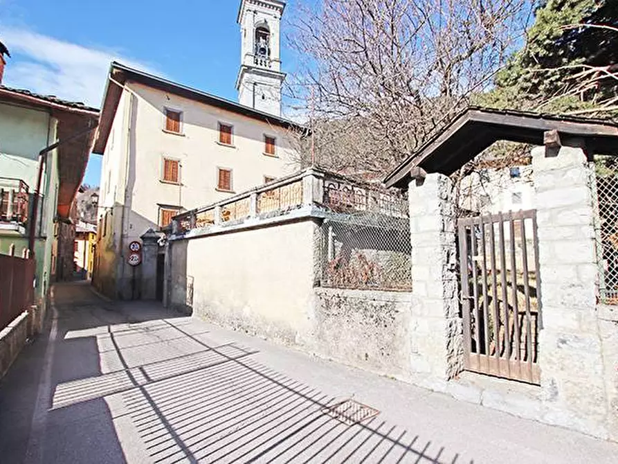 Immagine 8 di Albergo/B&B/Residence in vendita  in via arciprete figura a Vilminore Di Scalve