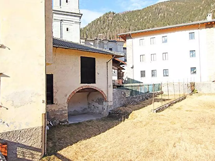 Immagine 11 di Albergo/B&B/Residence in vendita  in via arciprete figura a Vilminore Di Scalve