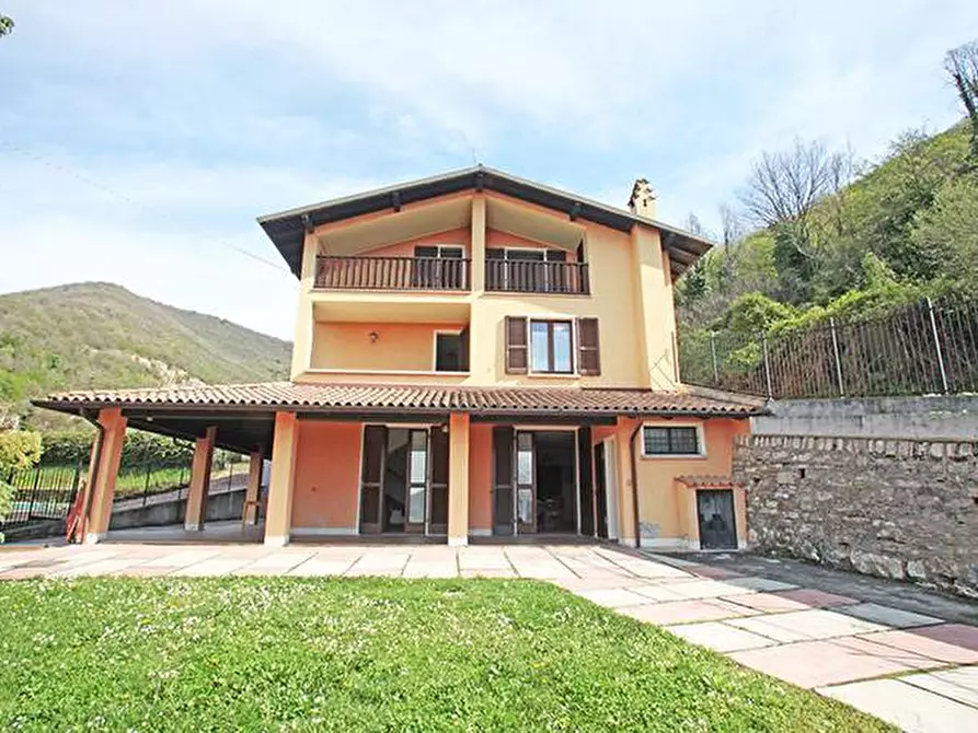 Immagine 13 di Rustico / casale in vendita  in via foina a Monticelli Brusati